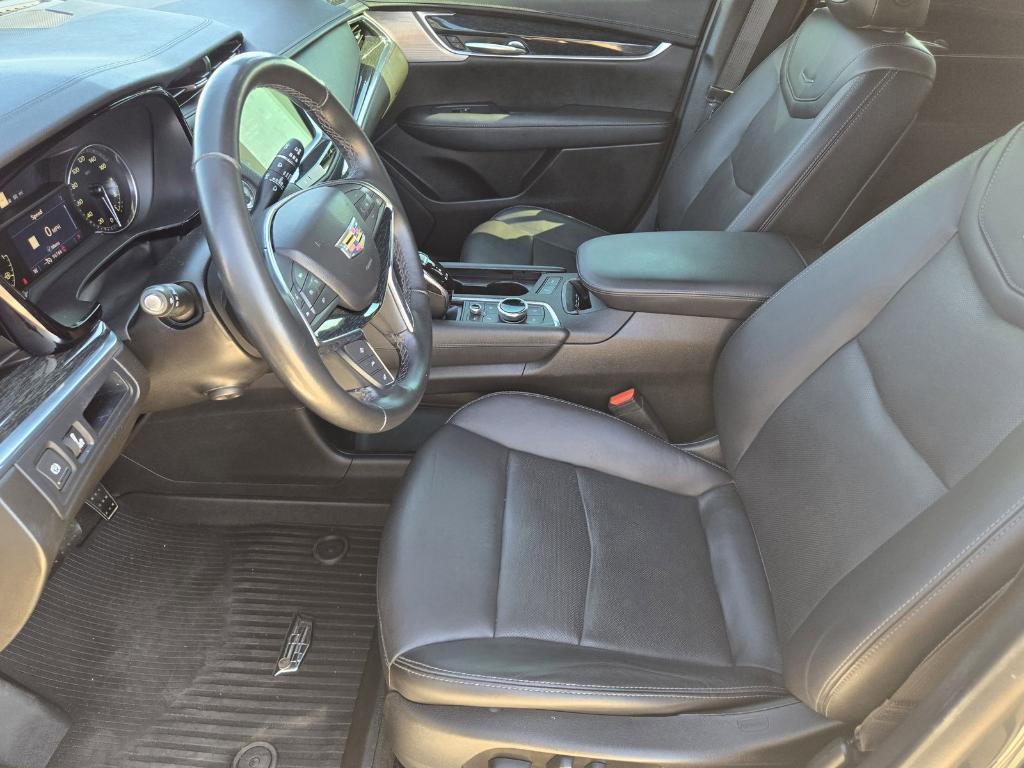 used 2020 Cadillac XT5 car, priced at $20,576