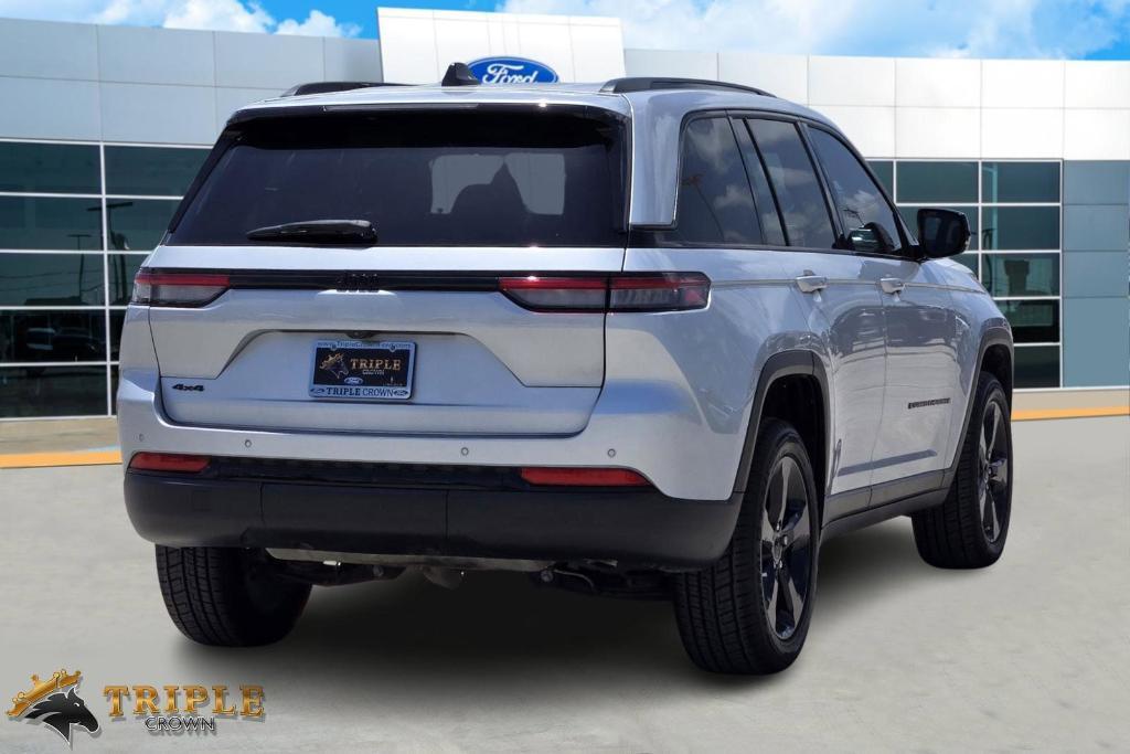 used 2022 Jeep Grand Cherokee car, priced at $33,832