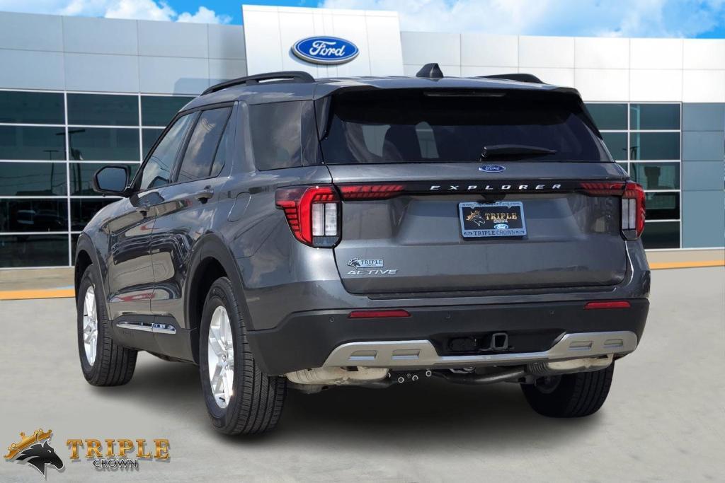 new 2025 Ford Explorer car, priced at $40,075