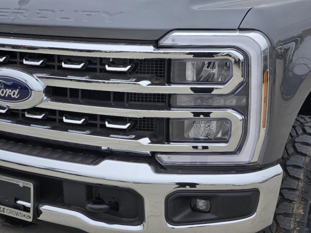 new 2025 Ford F-250 car, priced at $75,663