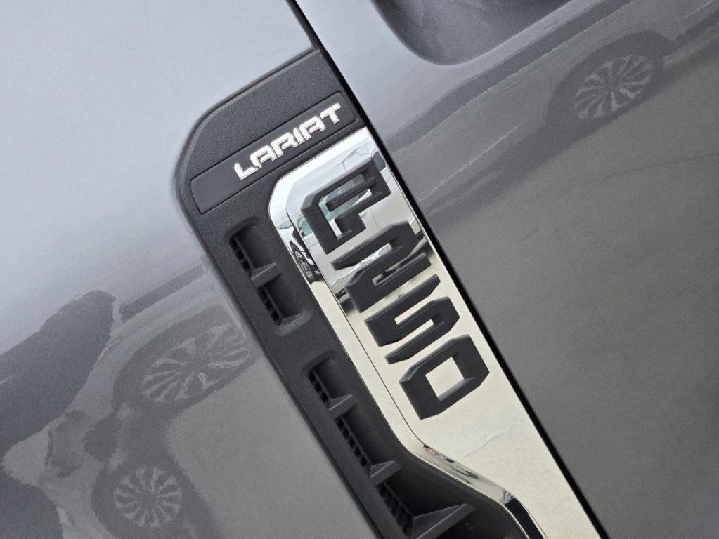 new 2025 Ford F-250 car, priced at $75,663