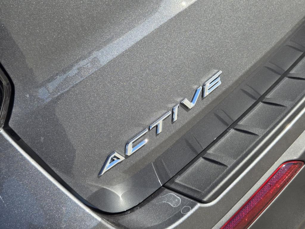 new 2025 Ford Explorer car, priced at $39,802