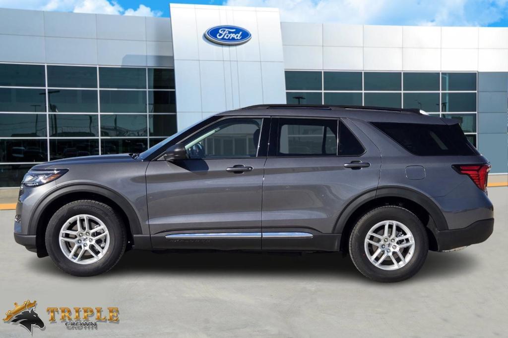new 2025 Ford Explorer car, priced at $39,802