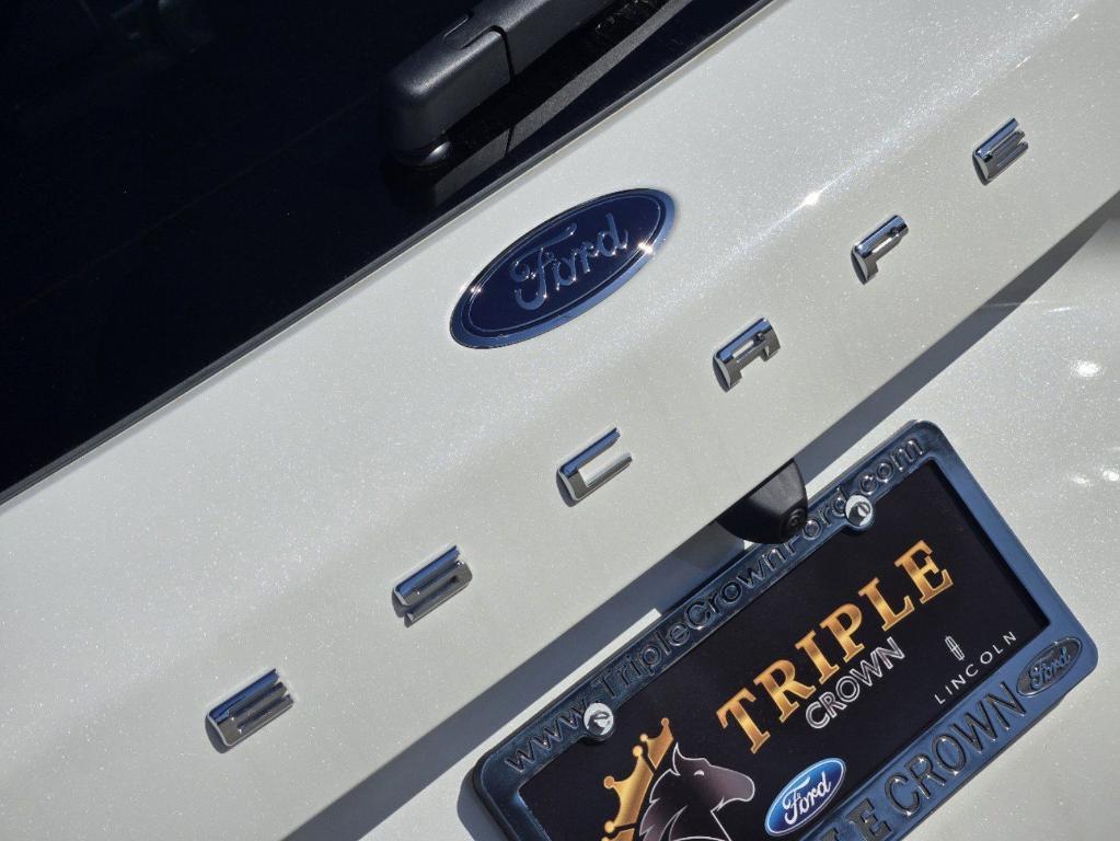 new 2025 Ford Escape car, priced at $30,865