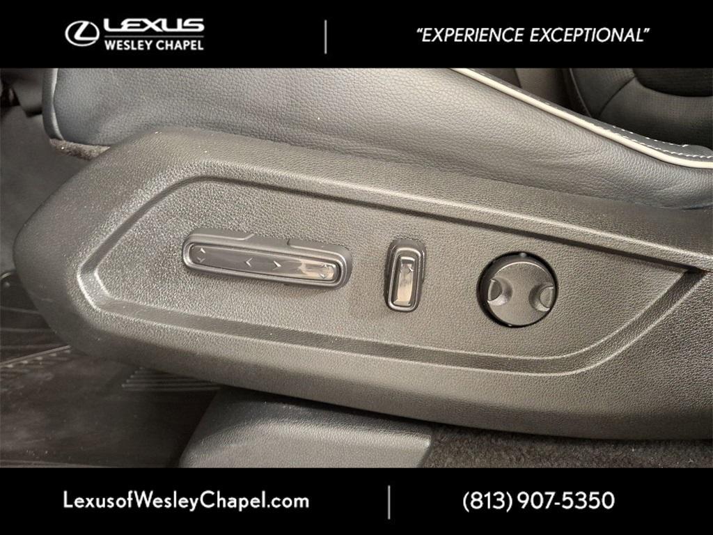 used 2023 Honda Pilot car, priced at $39,790