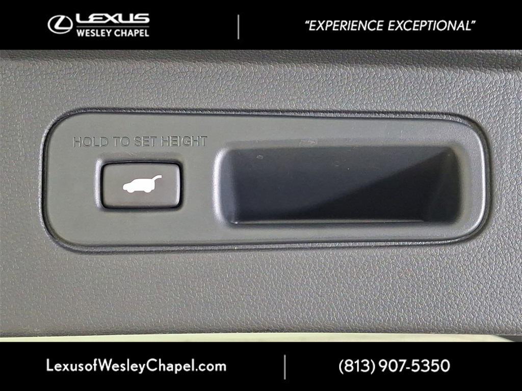 used 2023 Honda Pilot car, priced at $39,790