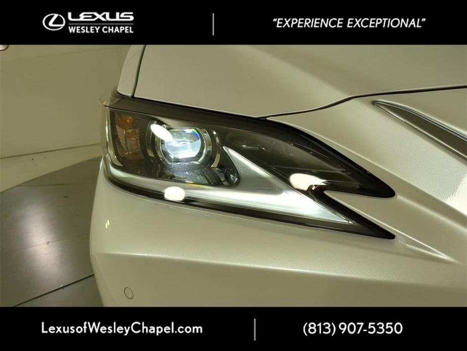 new 2024 Lexus ES 300h car, priced at $49,770