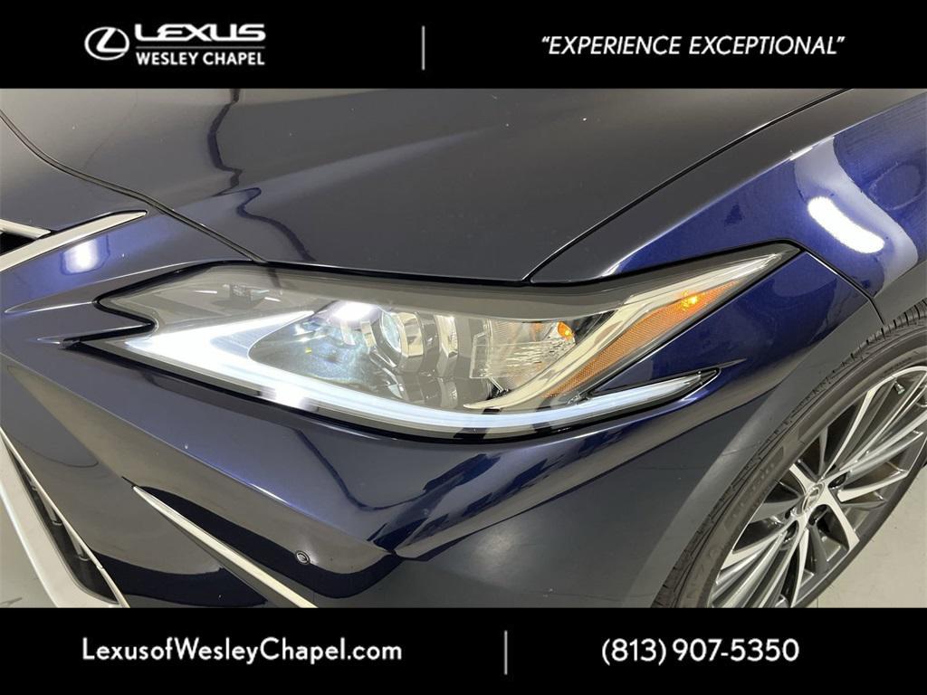 new 2025 Lexus ES 300h car, priced at $49,740
