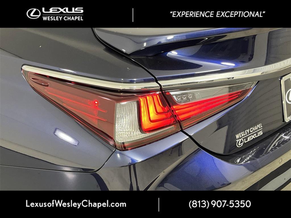 new 2025 Lexus ES 300h car, priced at $49,740