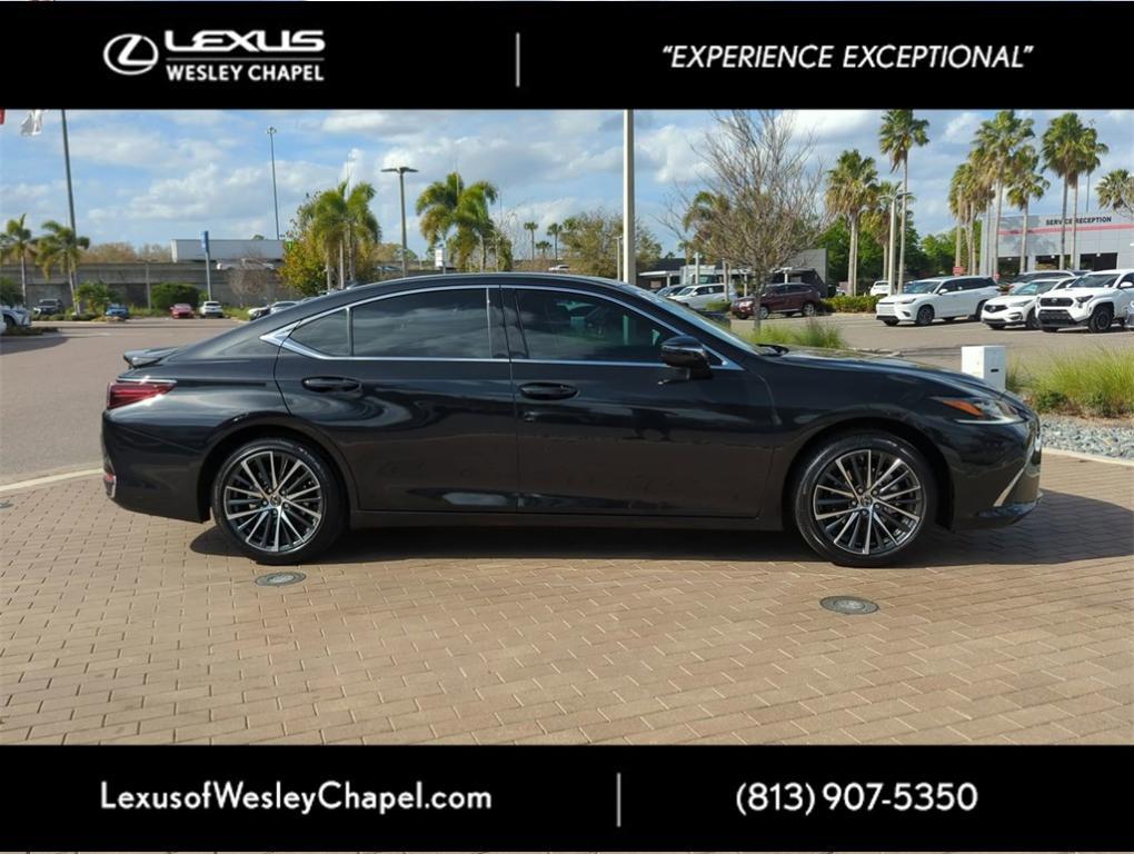 used 2024 Lexus ES 300h car, priced at $47,250