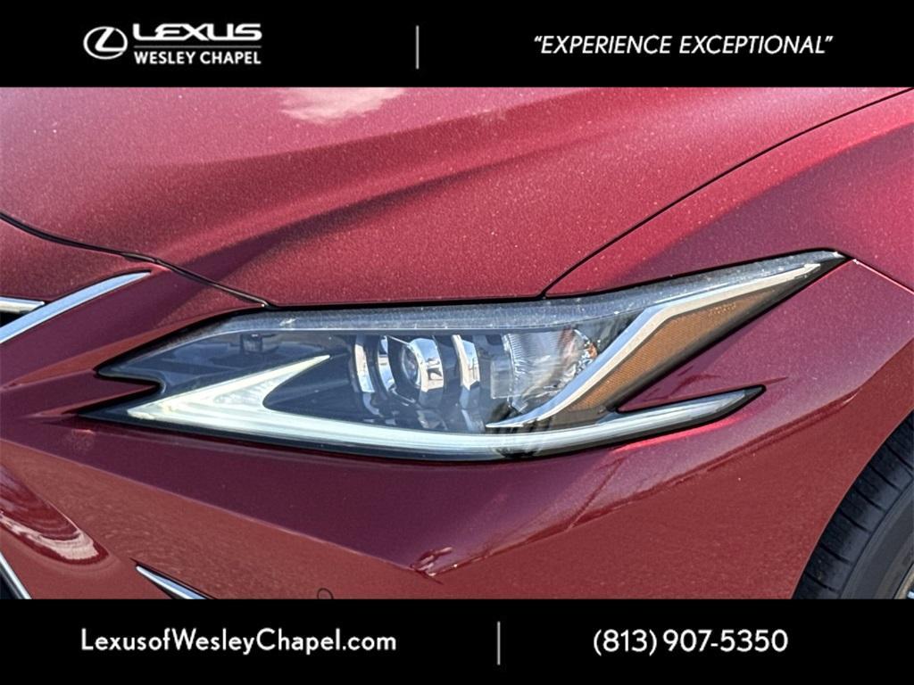 new 2025 Lexus ES 350 car, priced at $47,730