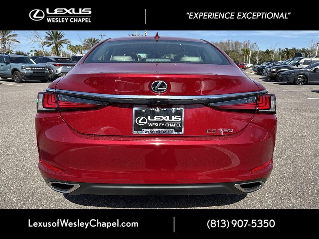 new 2025 Lexus ES 350 car, priced at $47,730