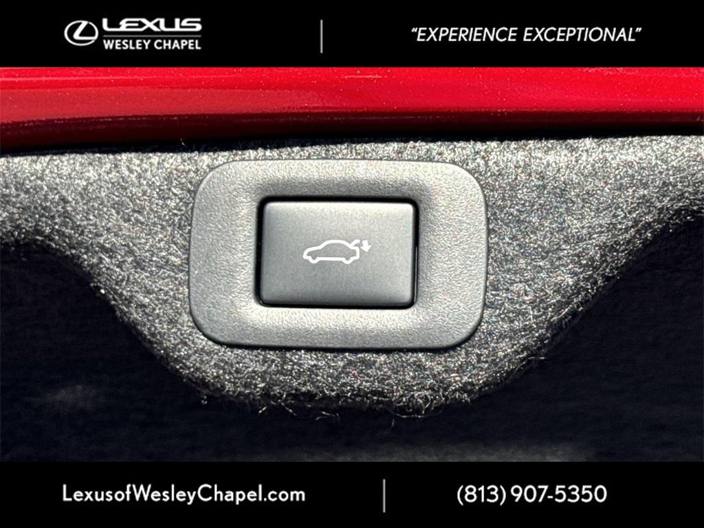 new 2025 Lexus ES 350 car, priced at $47,730