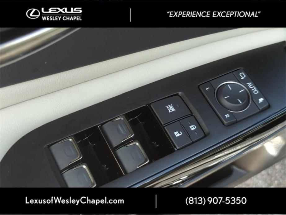 new 2025 Lexus ES 350 car, priced at $44,731