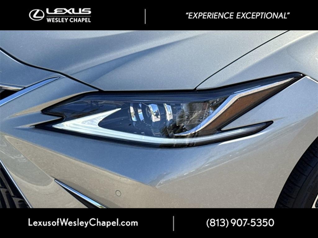 used 2024 Lexus ES 250 car, priced at $40,500