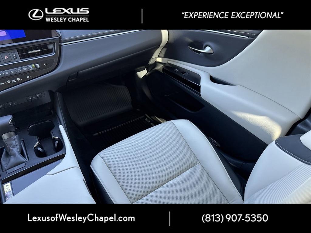 used 2024 Lexus ES 250 car, priced at $40,500