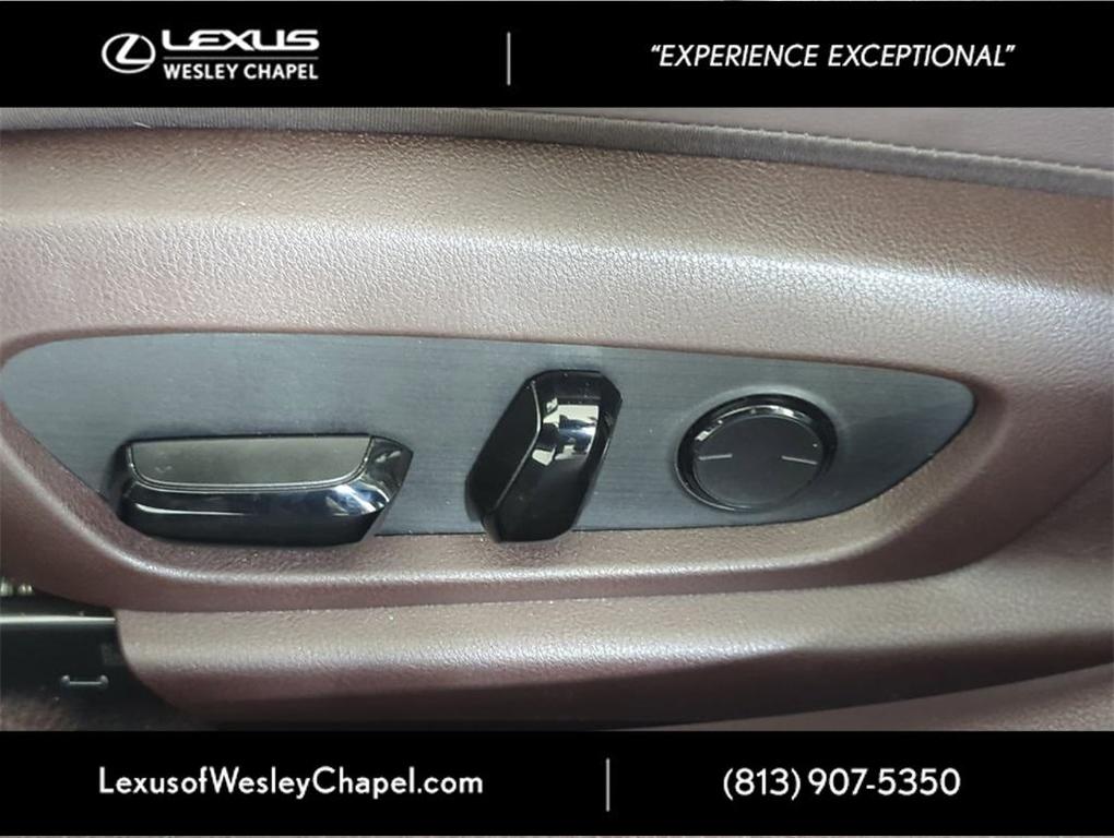 used 2021 Lexus ES 350 car, priced at $31,154