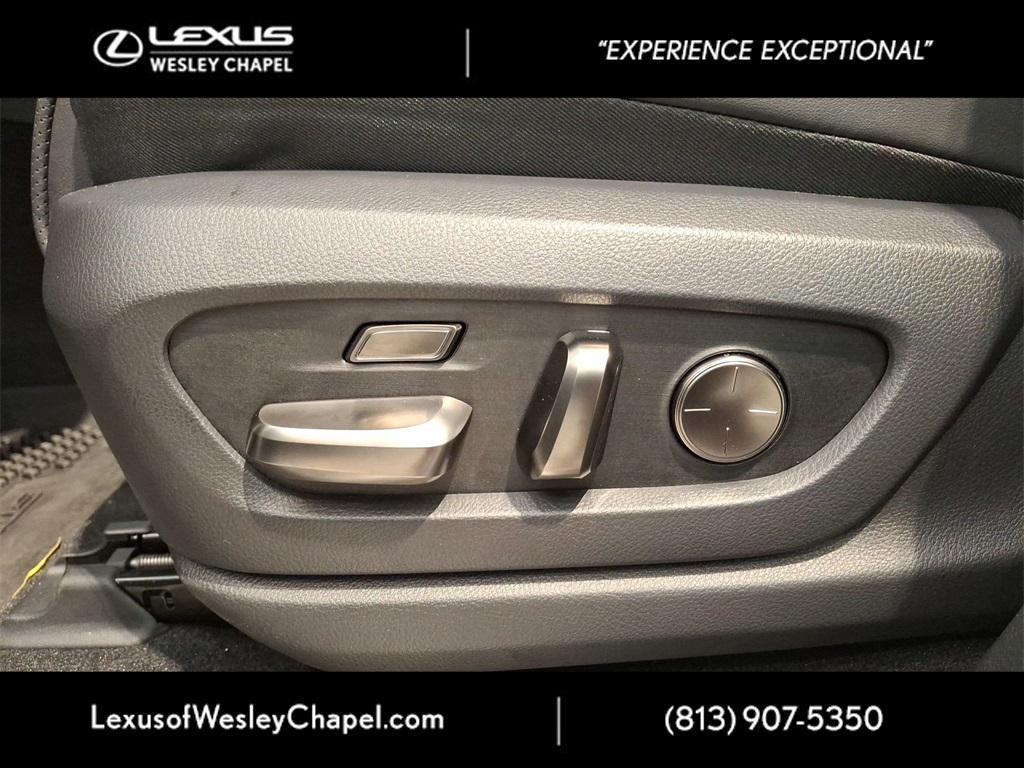 new 2025 Lexus LX 600 car, priced at $118,564