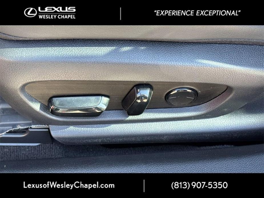 used 2019 Lexus ES 350 car, priced at $31,900