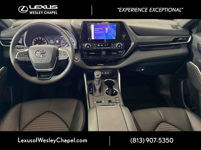 used 2024 Toyota Highlander car, priced at $40,770