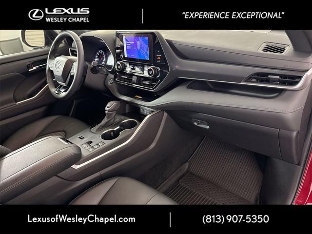 used 2024 Toyota Highlander car, priced at $40,770