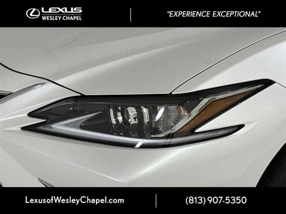 new 2025 Lexus ES 350 car, priced at $45,698