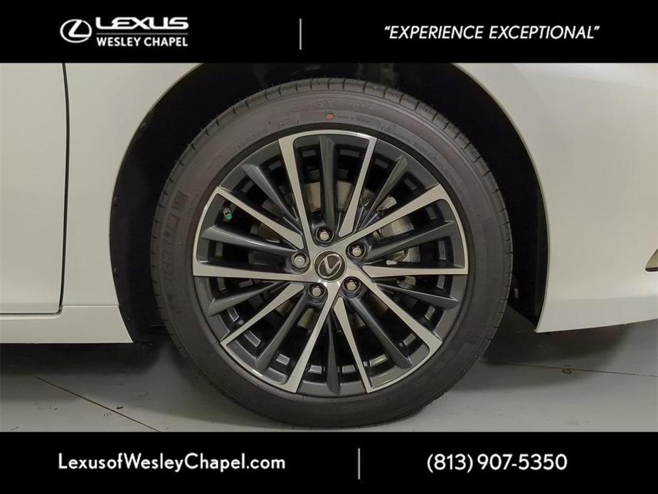 new 2024 Lexus ES 350 car, priced at $46,090