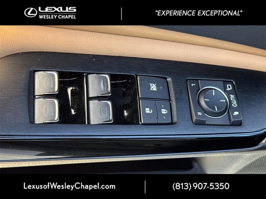 new 2025 Lexus ES 350 car, priced at $45,698