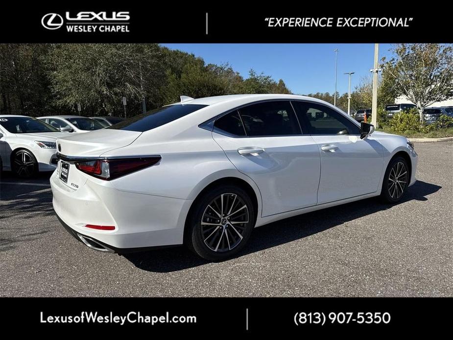 new 2025 Lexus ES 350 car, priced at $45,698