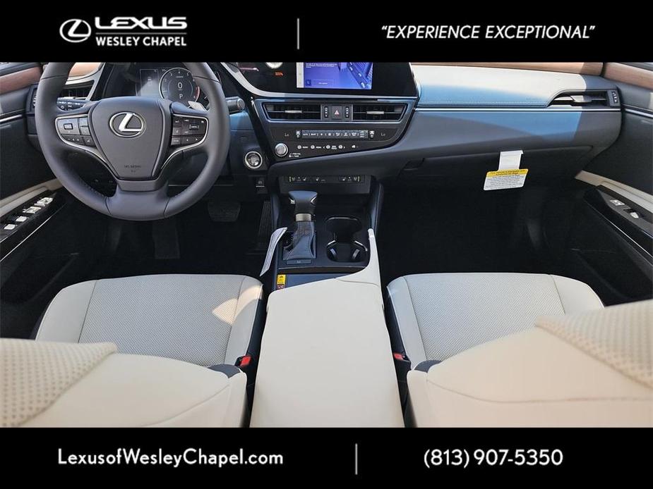 new 2025 Lexus ES 350 car, priced at $45,698