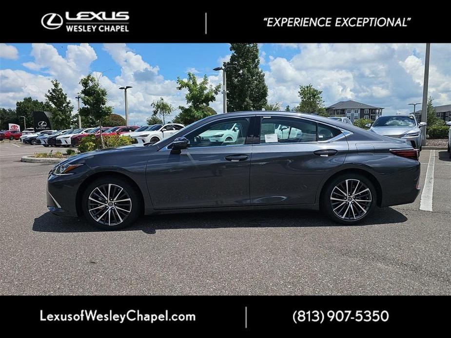 new 2025 Lexus ES 350 car, priced at $45,698