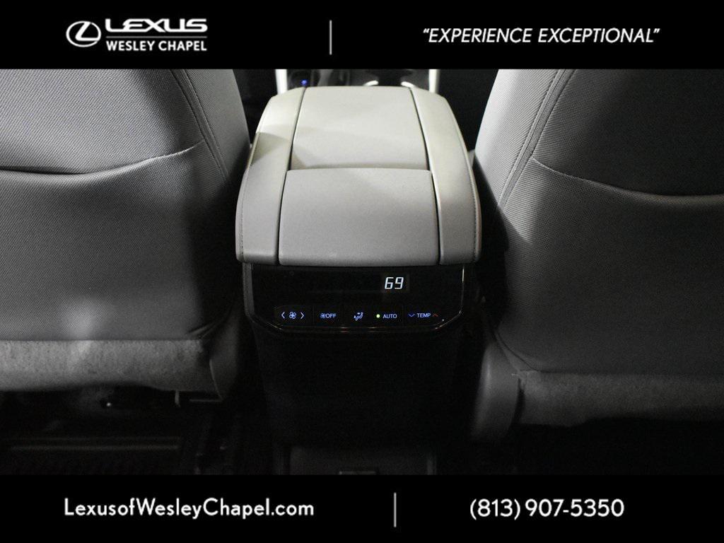 used 2022 Toyota Highlander Hybrid car, priced at $34,790