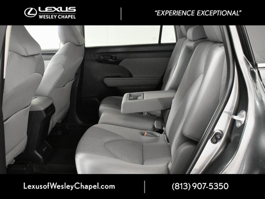 used 2022 Toyota Highlander Hybrid car, priced at $34,790