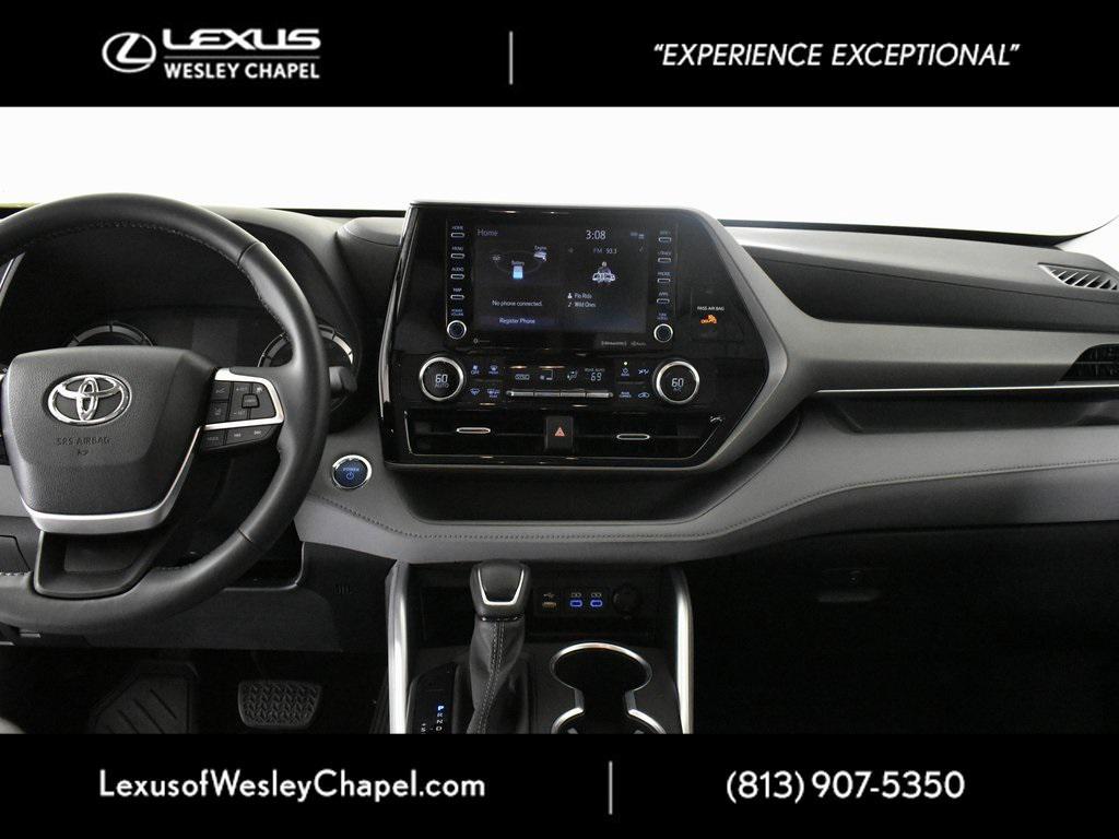 used 2022 Toyota Highlander Hybrid car, priced at $34,790