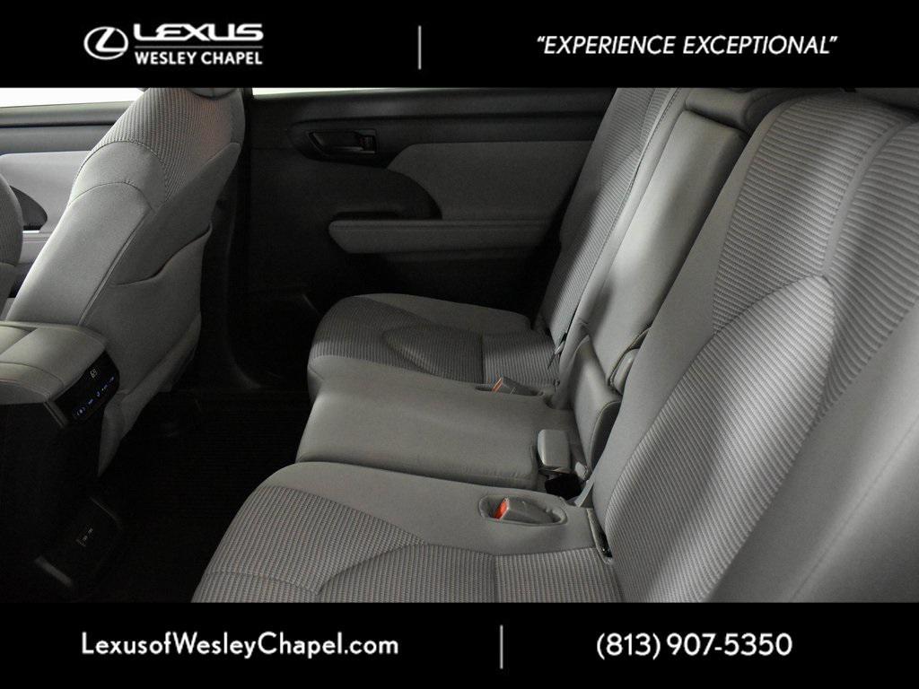 used 2022 Toyota Highlander Hybrid car, priced at $34,790