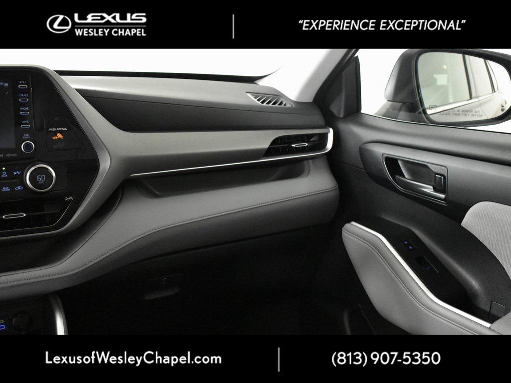 used 2022 Toyota Highlander Hybrid car, priced at $34,790