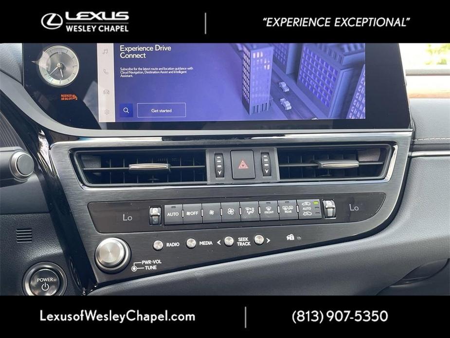 new 2025 Lexus ES 300h car, priced at $50,305