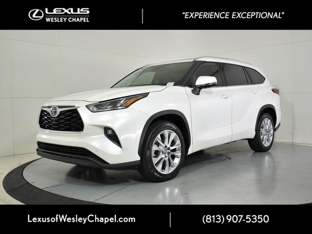 used 2021 Toyota Highlander car, priced at $29,990