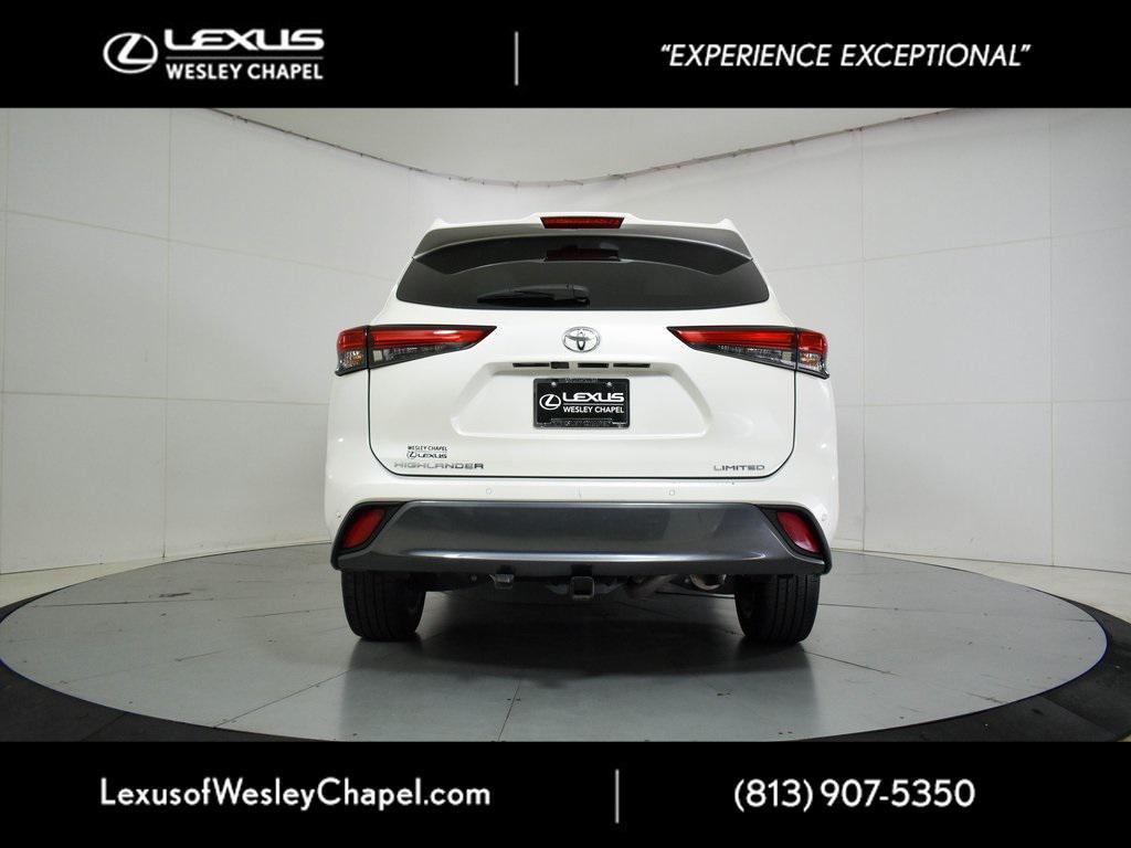 used 2021 Toyota Highlander car, priced at $29,990