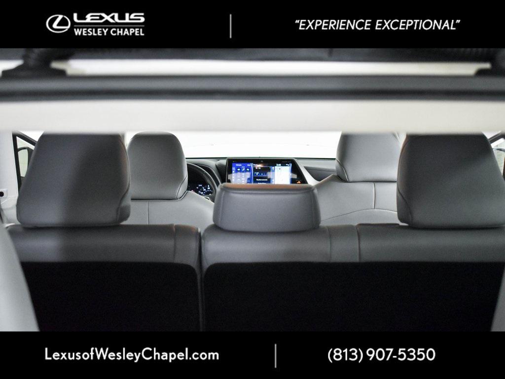 used 2021 Toyota Highlander car, priced at $29,990