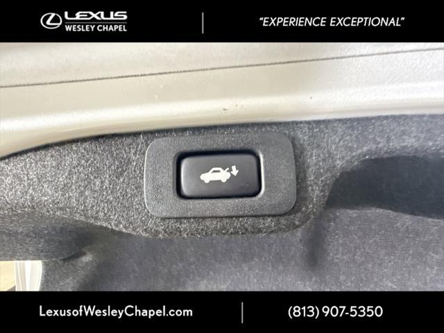 used 2016 Lexus ES 350 car, priced at $20,550