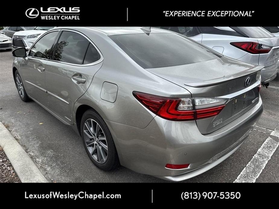 used 2018 Lexus ES 300h car, priced at $27,900