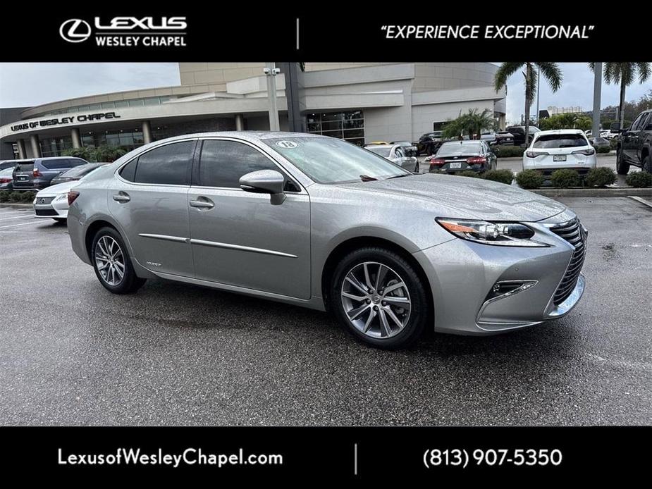 used 2018 Lexus ES 300h car, priced at $27,900