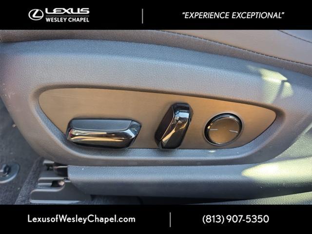 new 2025 Lexus ES 350 car, priced at $45,298