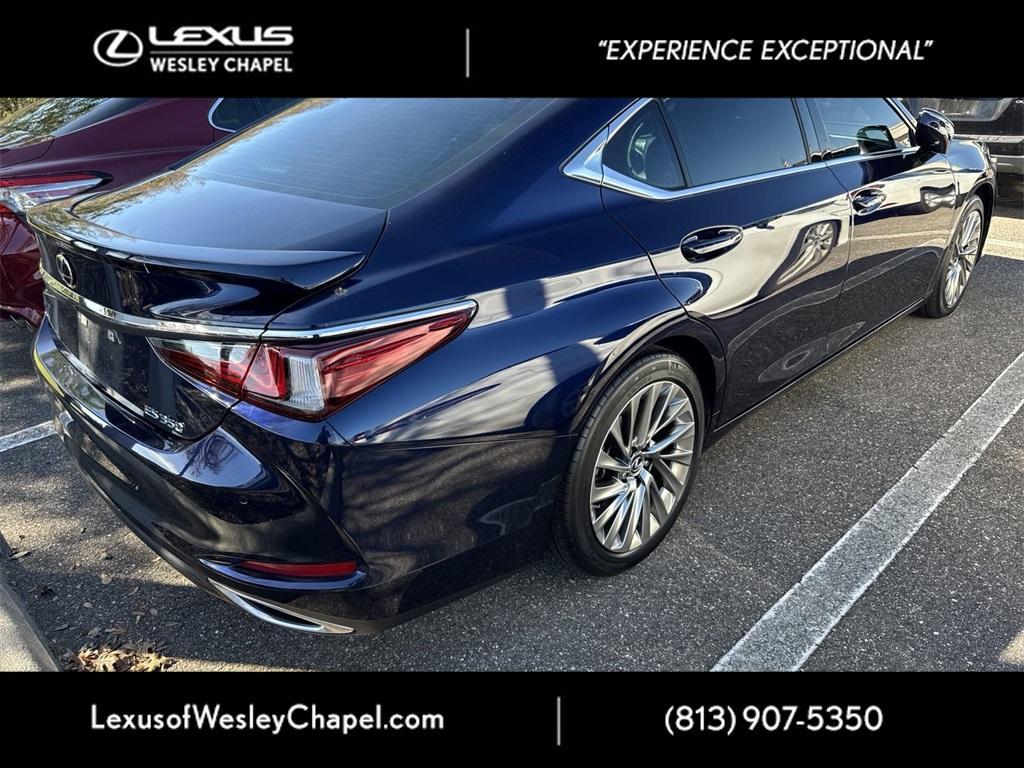 used 2022 Lexus ES 350 car, priced at $42,900