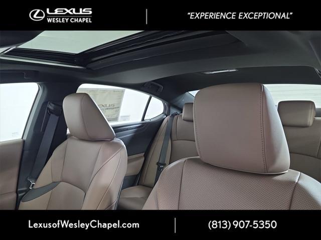 new 2025 Lexus ES 350 car, priced at $47,230