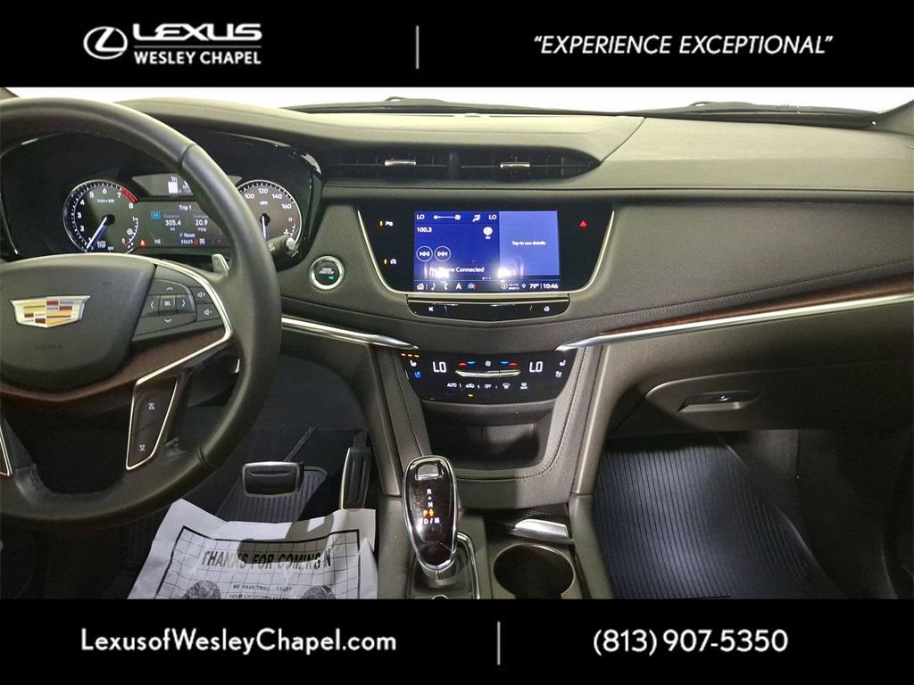 used 2023 Cadillac XT5 car, priced at $34,790