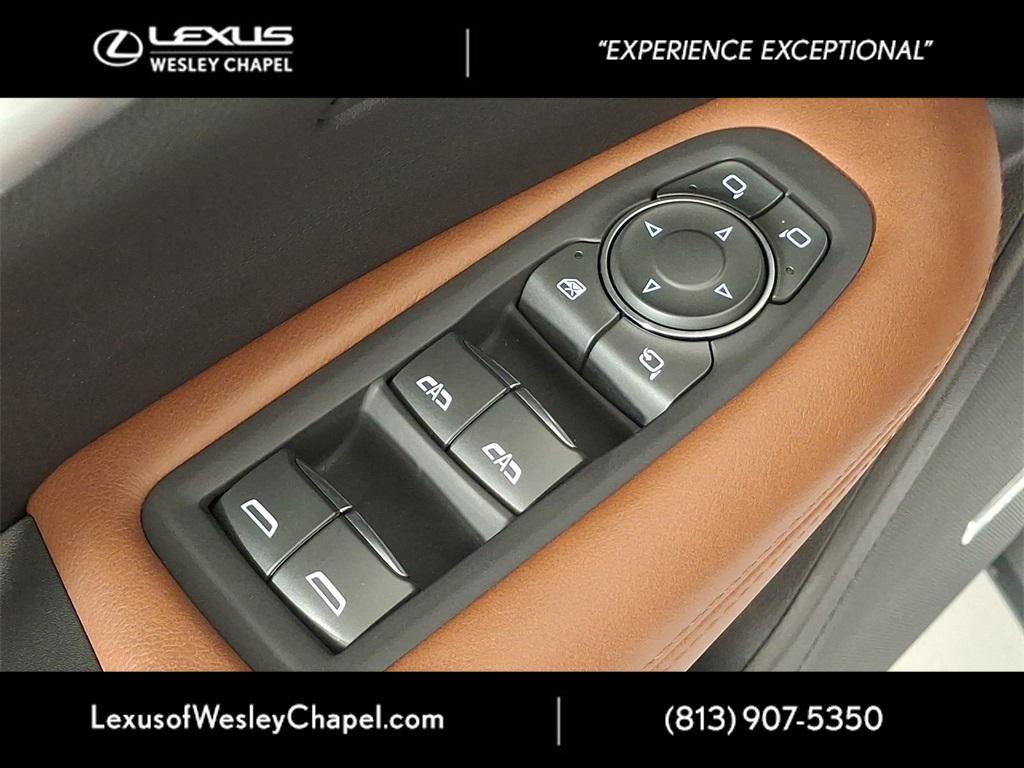 used 2023 Cadillac XT5 car, priced at $34,790