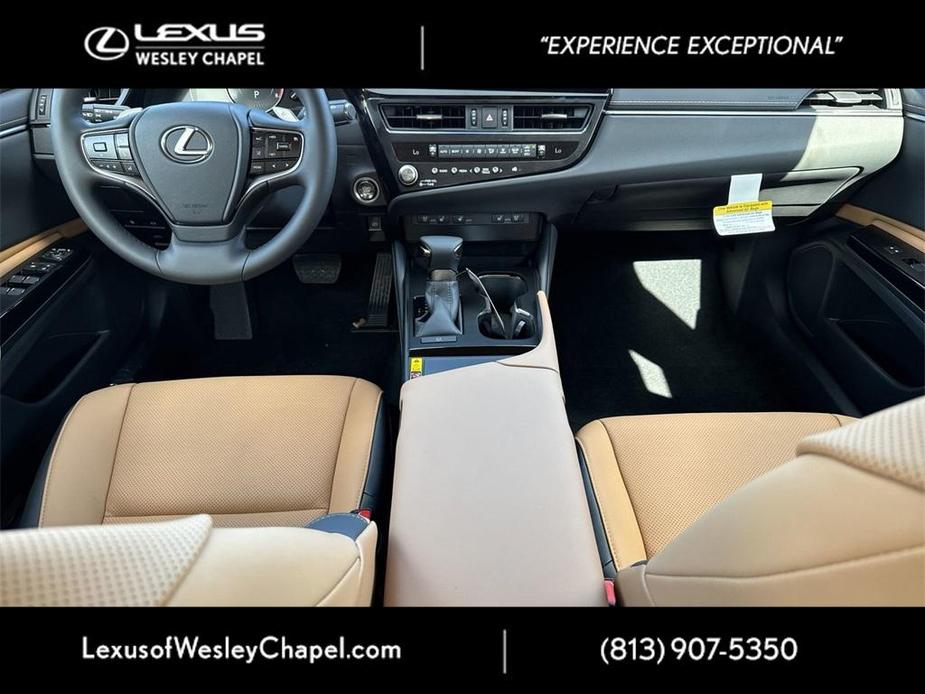 new 2025 Lexus ES 350 car, priced at $47,730