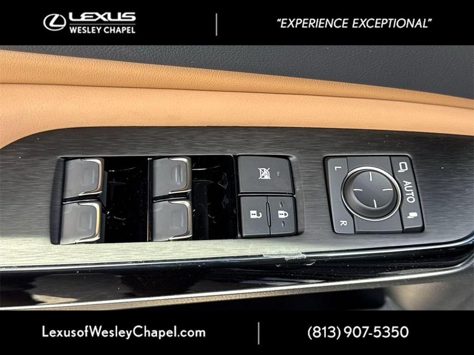 new 2025 Lexus ES 350 car, priced at $47,730